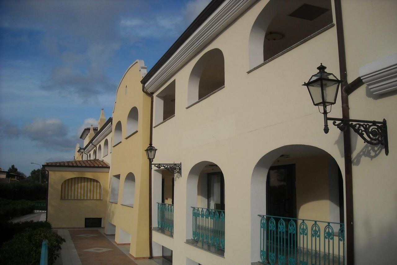 أروسييْ Residence Il Borgo المظهر الخارجي الصورة